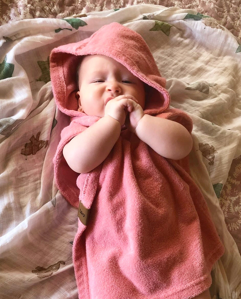 Baby Poncho Rosado (0-18 meses)