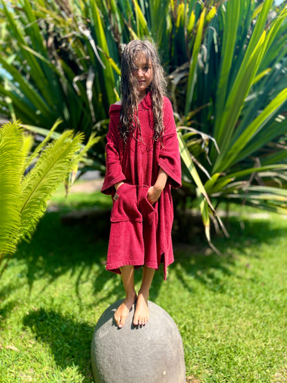 Poncho Kiddo Guinda (Talla XS y S)